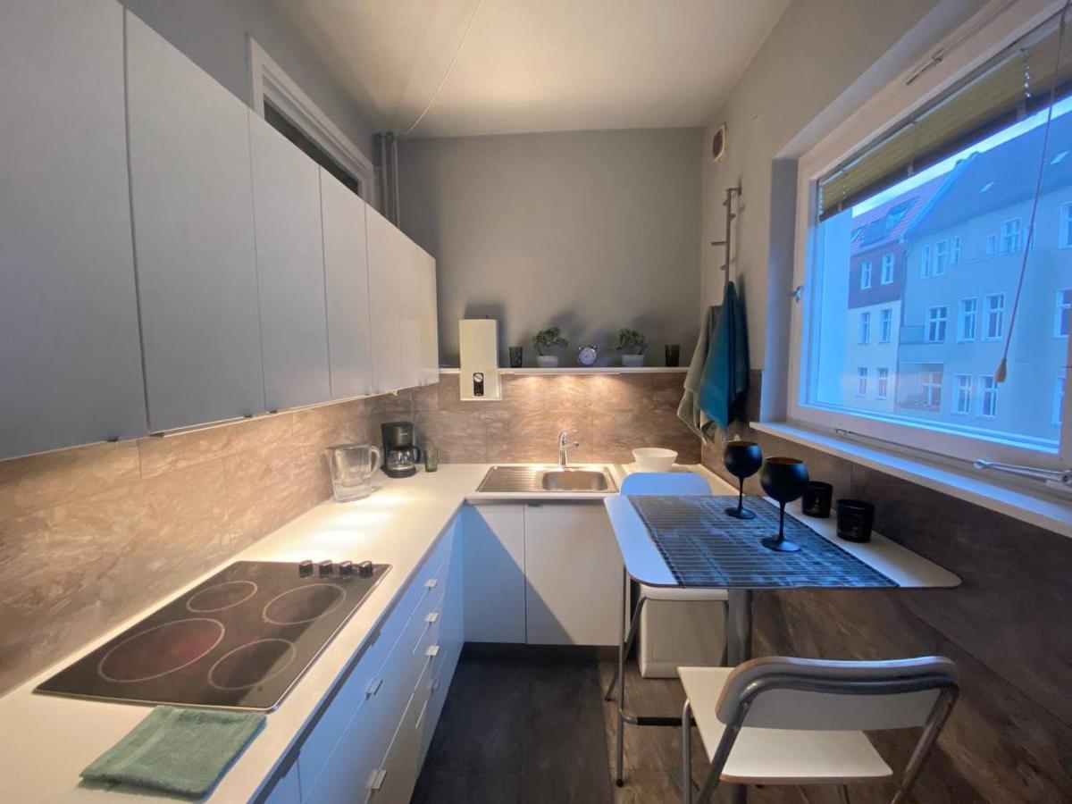 Cozy Modern Apartment With Small Balcony In The Heart Of Berlin Luaran gambar